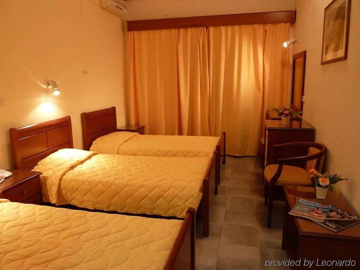 Golden Sands Hotel Agios Georgios  ห้อง รูปภาพ